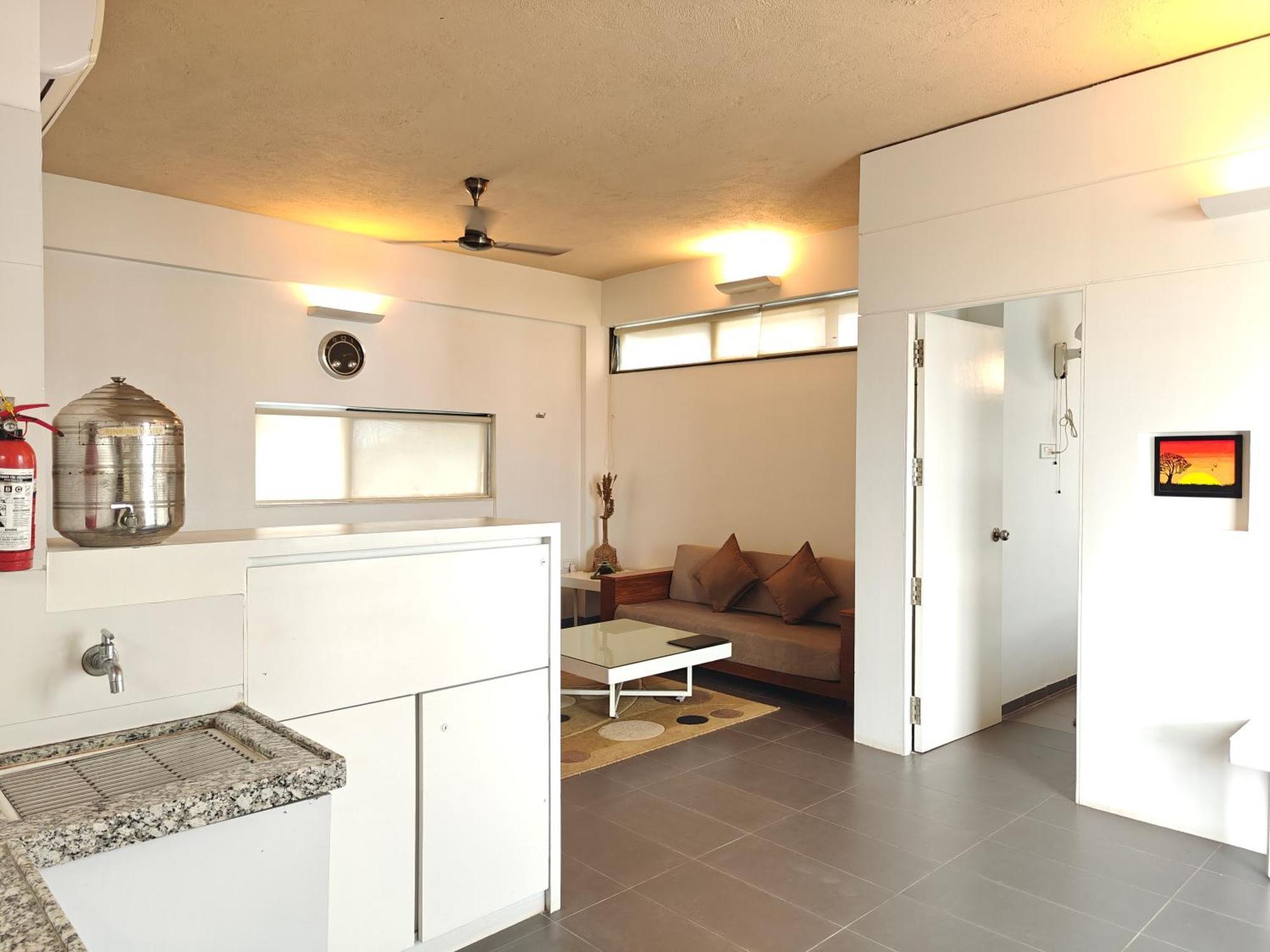 Chandralok Service Apartments Kolhápur Kültér fotó