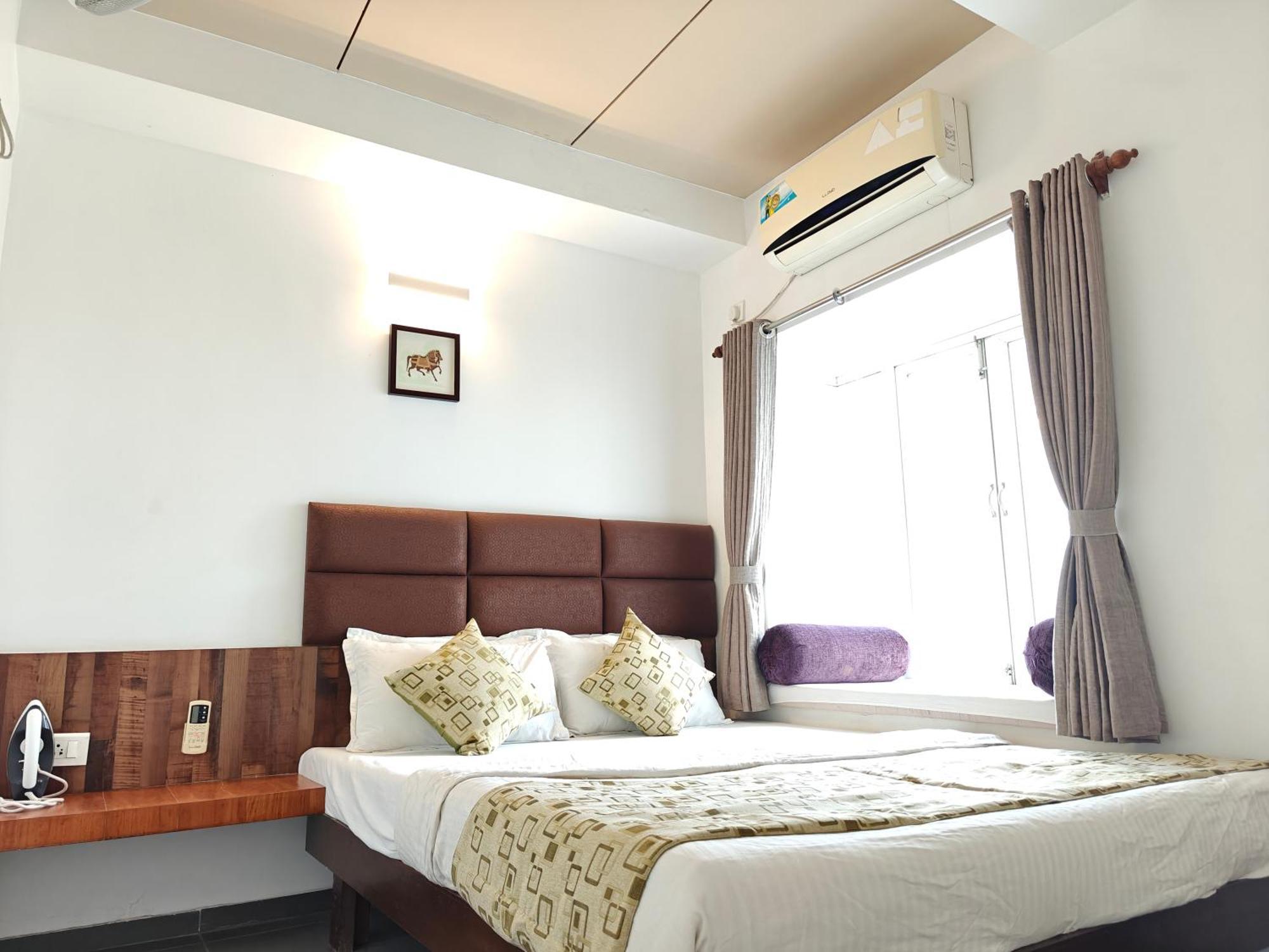 Chandralok Service Apartments Kolhápur Kültér fotó