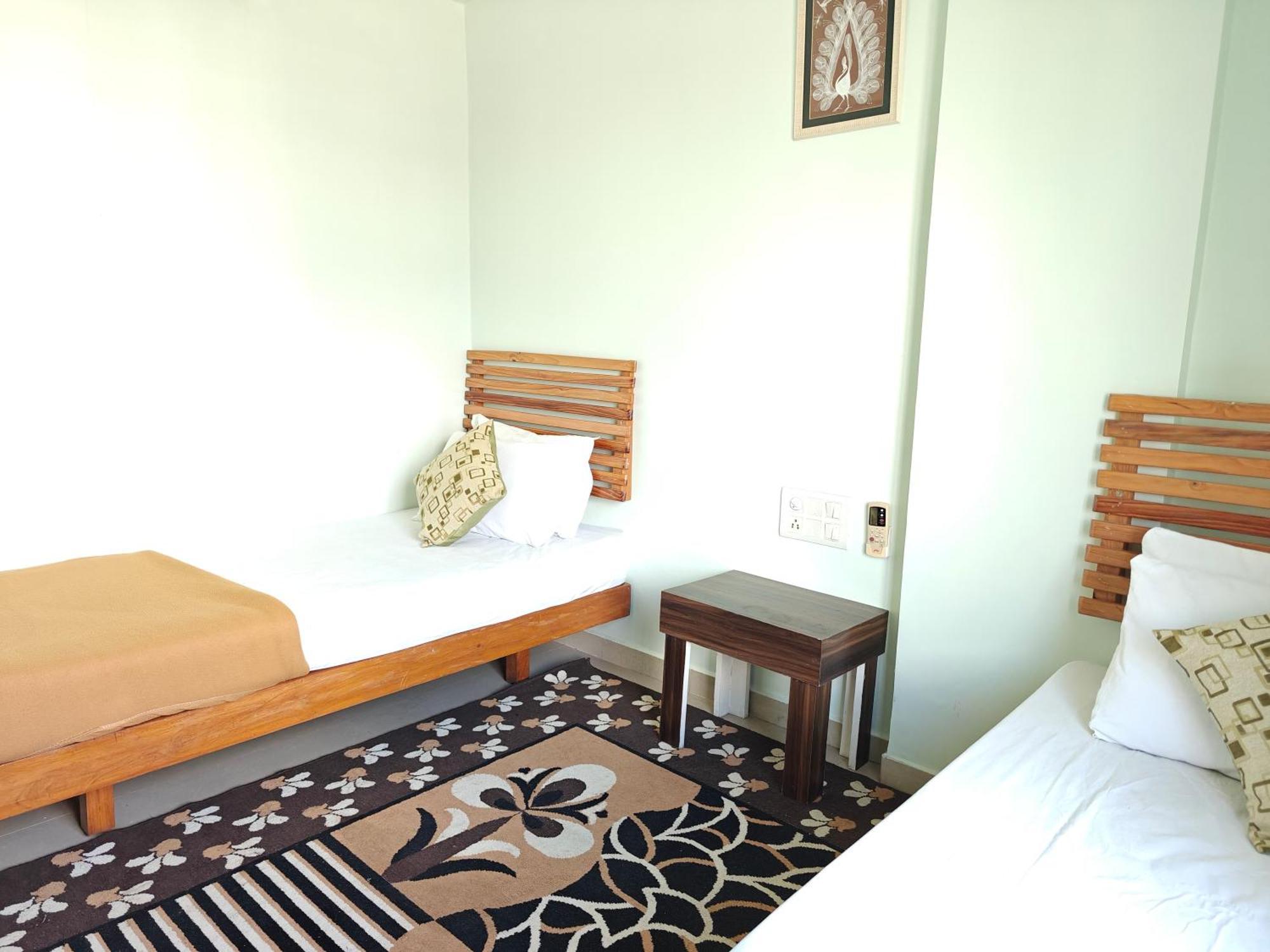 Chandralok Service Apartments Kolhápur Szoba fotó
